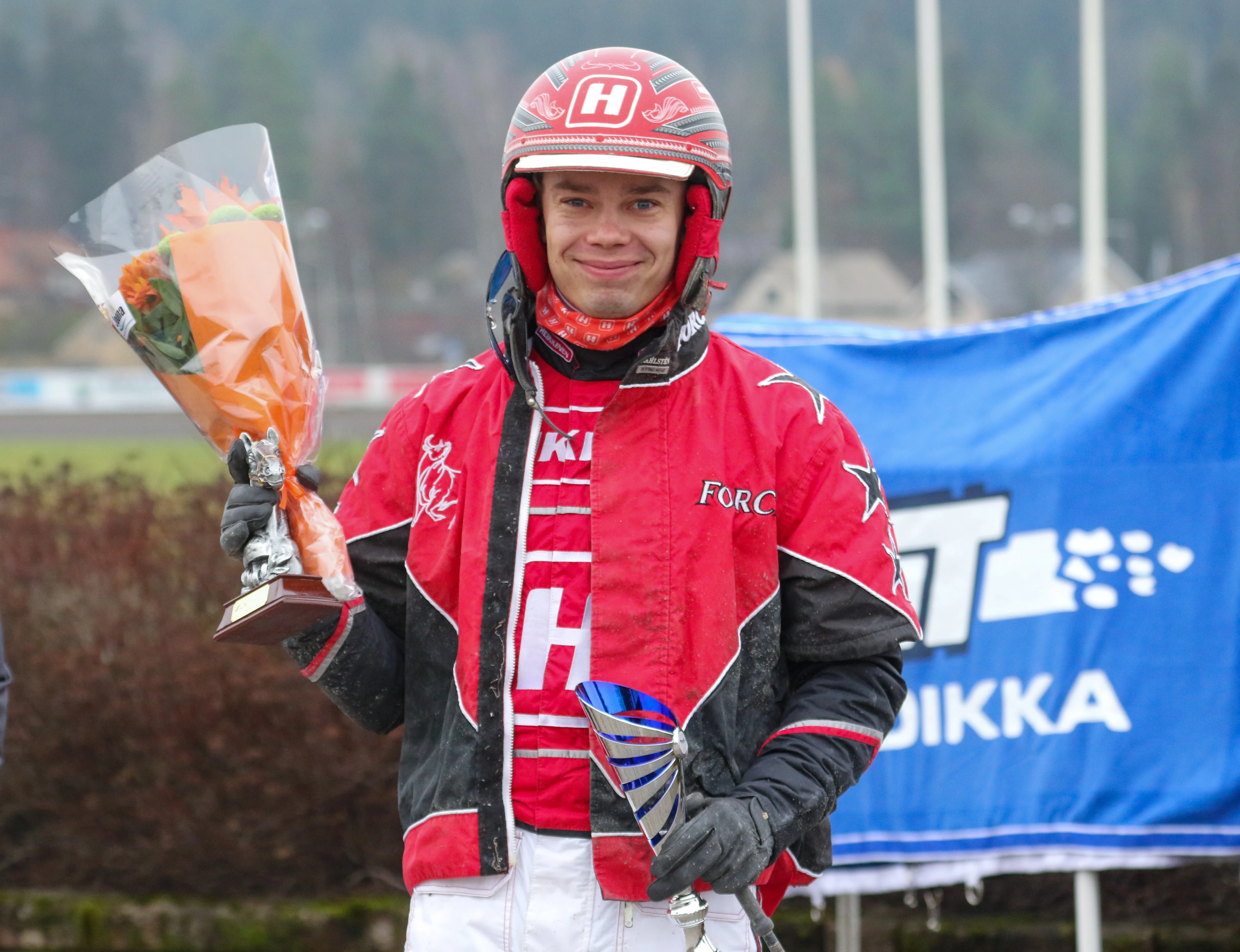 Santtu Raitalalle napsahti Kouvolassa 300. ohjastatettu voitto vuonna 2021.