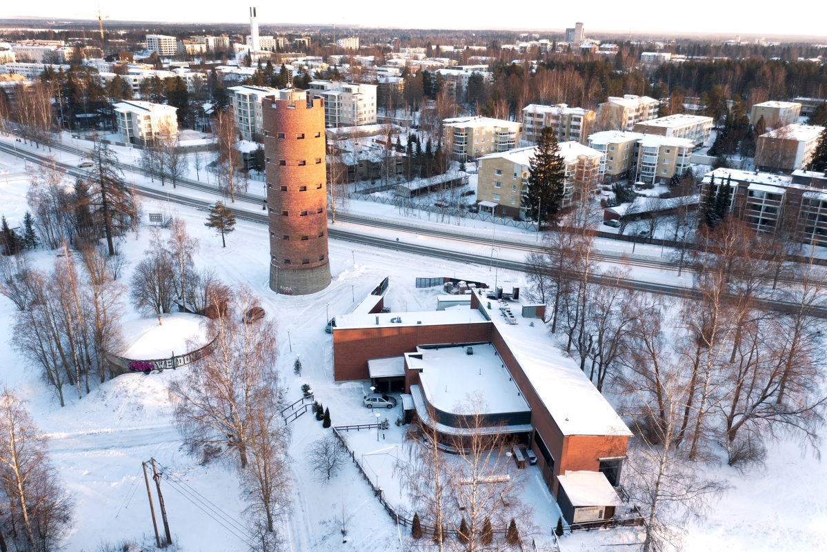 90-vuotias Mallaskosken vesitorni on Seinäjoen punahohtoinen majakka – korkeus nousee aina 35 metriin saakka