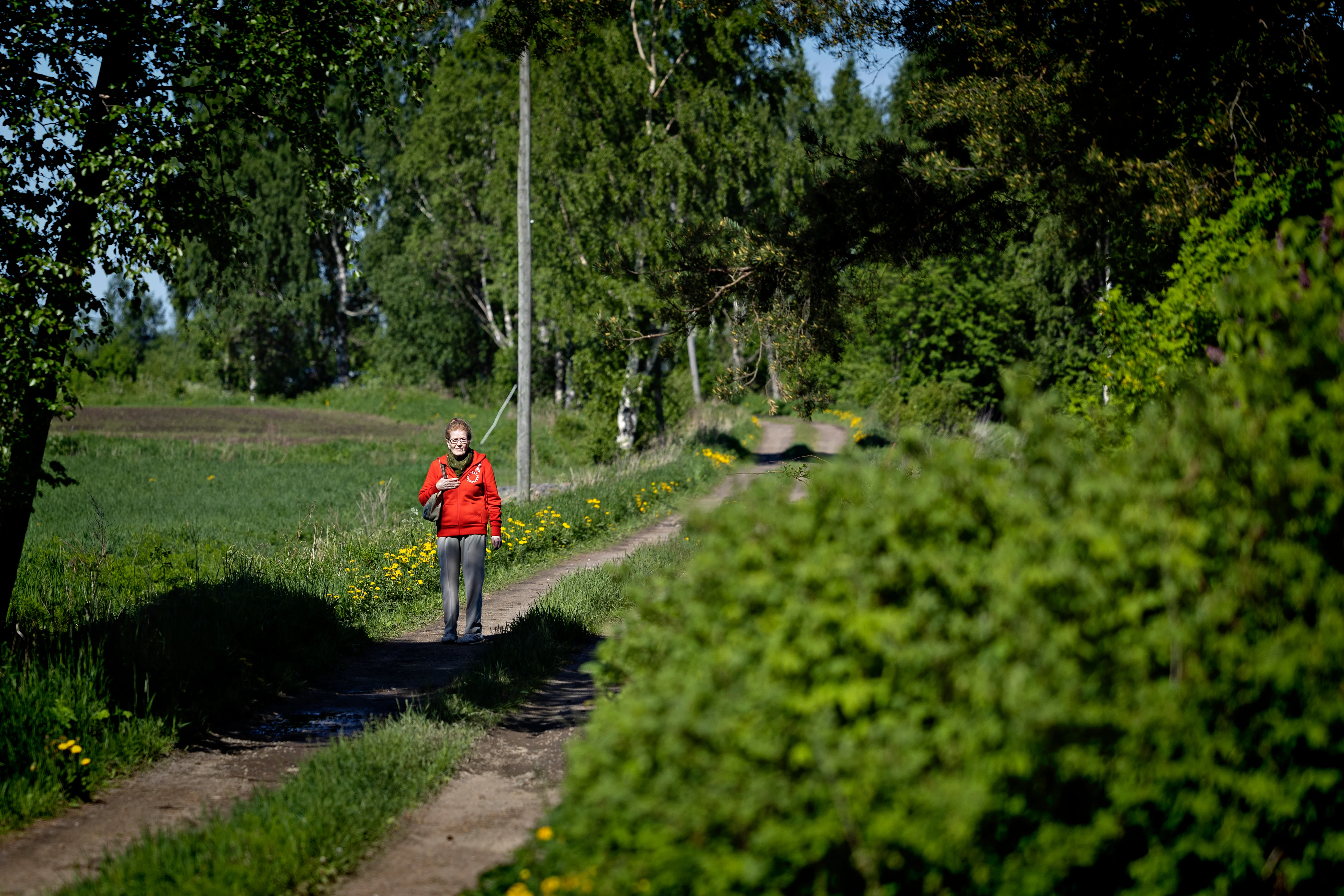 Sisko Mäenpää työskenteli työlaitoksessa sairaanhoitajana 1960-luvulla. Nyt entisestä työlaitoksesta ei juuri näy merkkejä maisemassa.