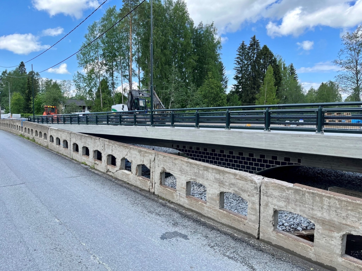 Björkenheimin ja Myllysaaren uudet sillat ovat valmiita perjantaina – Björkenheimin sillalla pidetään avajaisjuhla