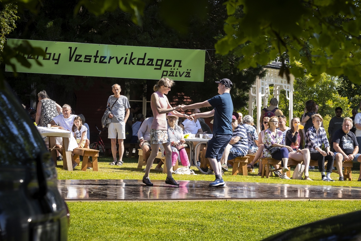 Gerby-Västervik-päivä tarjoaa rennon kyläpäivä Strömsössä, jossa viihdytään ja esitellään aluetta