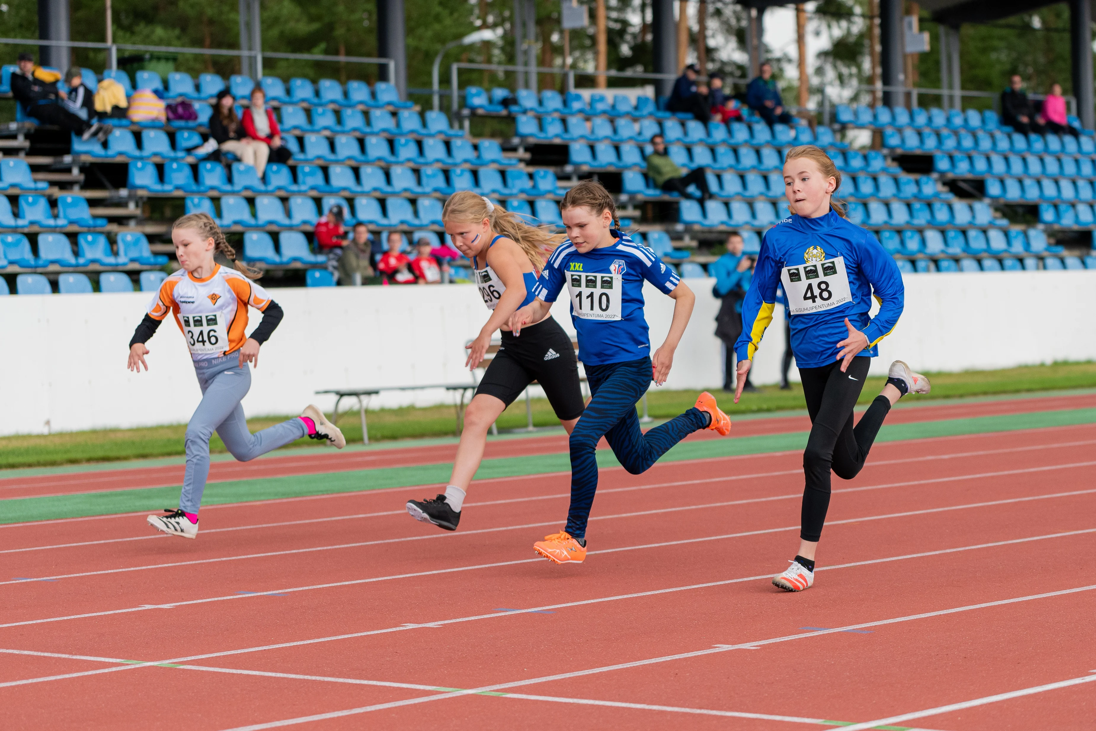 Emilia Santala (48) nappasi hopeamitalin ennätystuloksellaan (T11 60m).