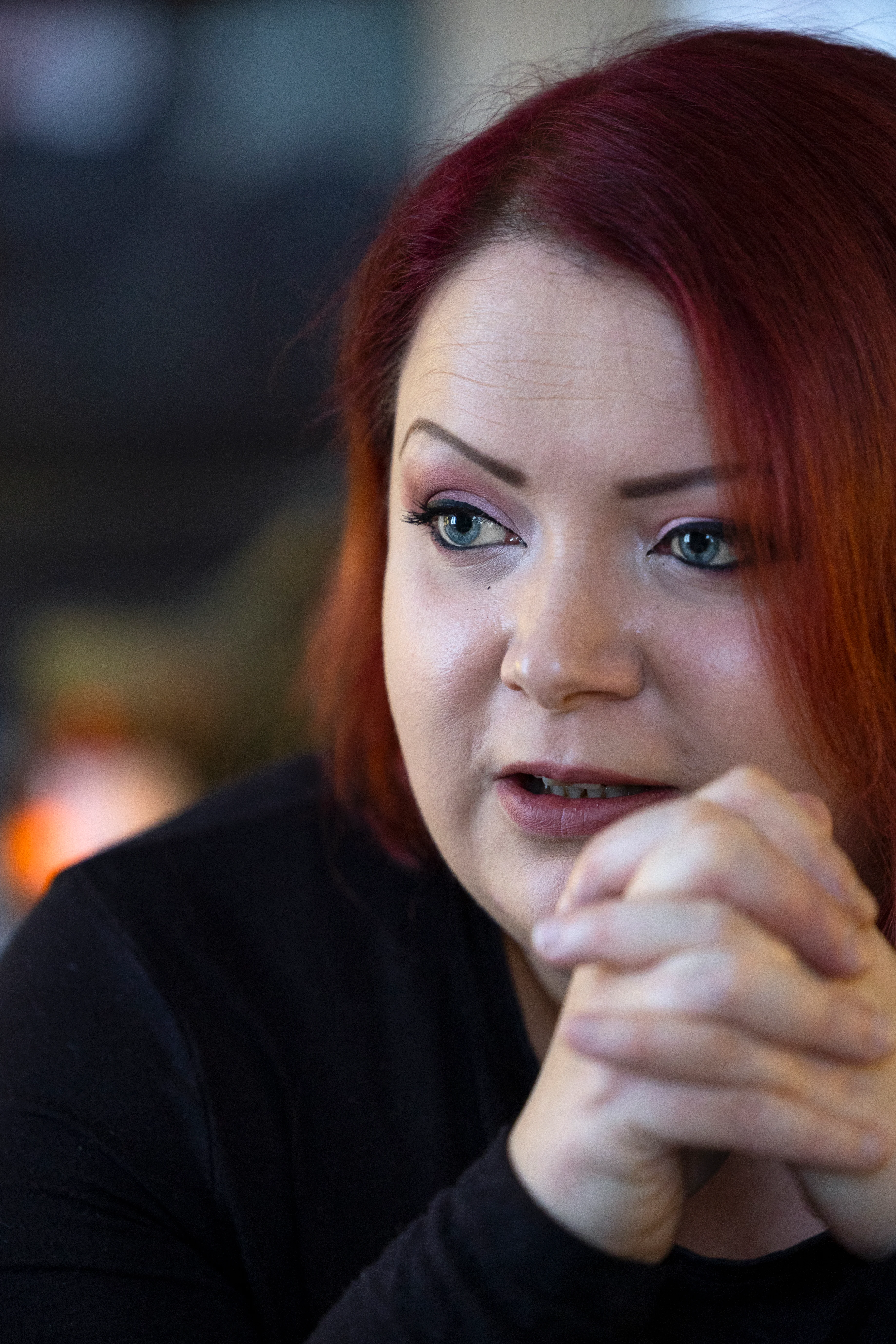 Emilia Hautala toimi äitinsä omaishoitajana tämän kuolemaan asti. Hautalan äiti sairasti laajalle levinnyttä syöpää, mutta tyttären mukaan äidin henkinen selkäranka katkesi oman pojan väkivaltaiseen kuolemaan.