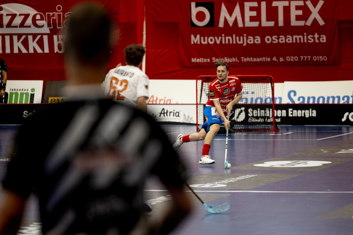 SPV:n Peter Kotilainen on löytänyt huippuvireensä: "Se helpottaa, kun pelaa nuorten poikien kanssa"