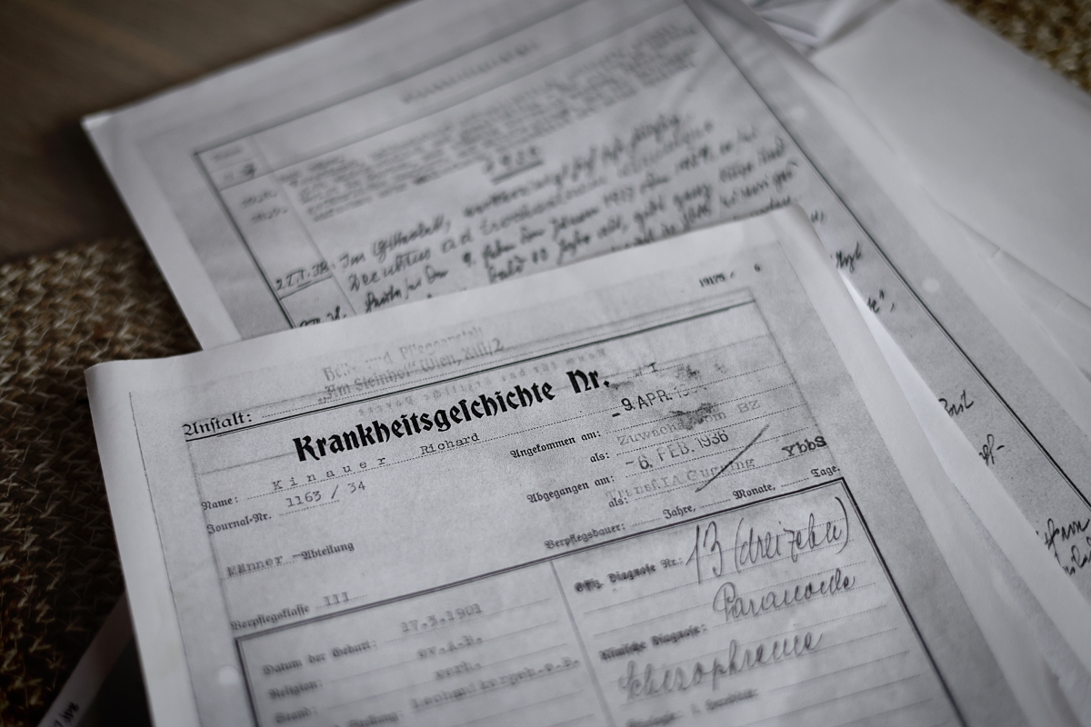 Isoisän kohtalo ratkesi Itävallasta tulleiden asiakirjojen avulla.