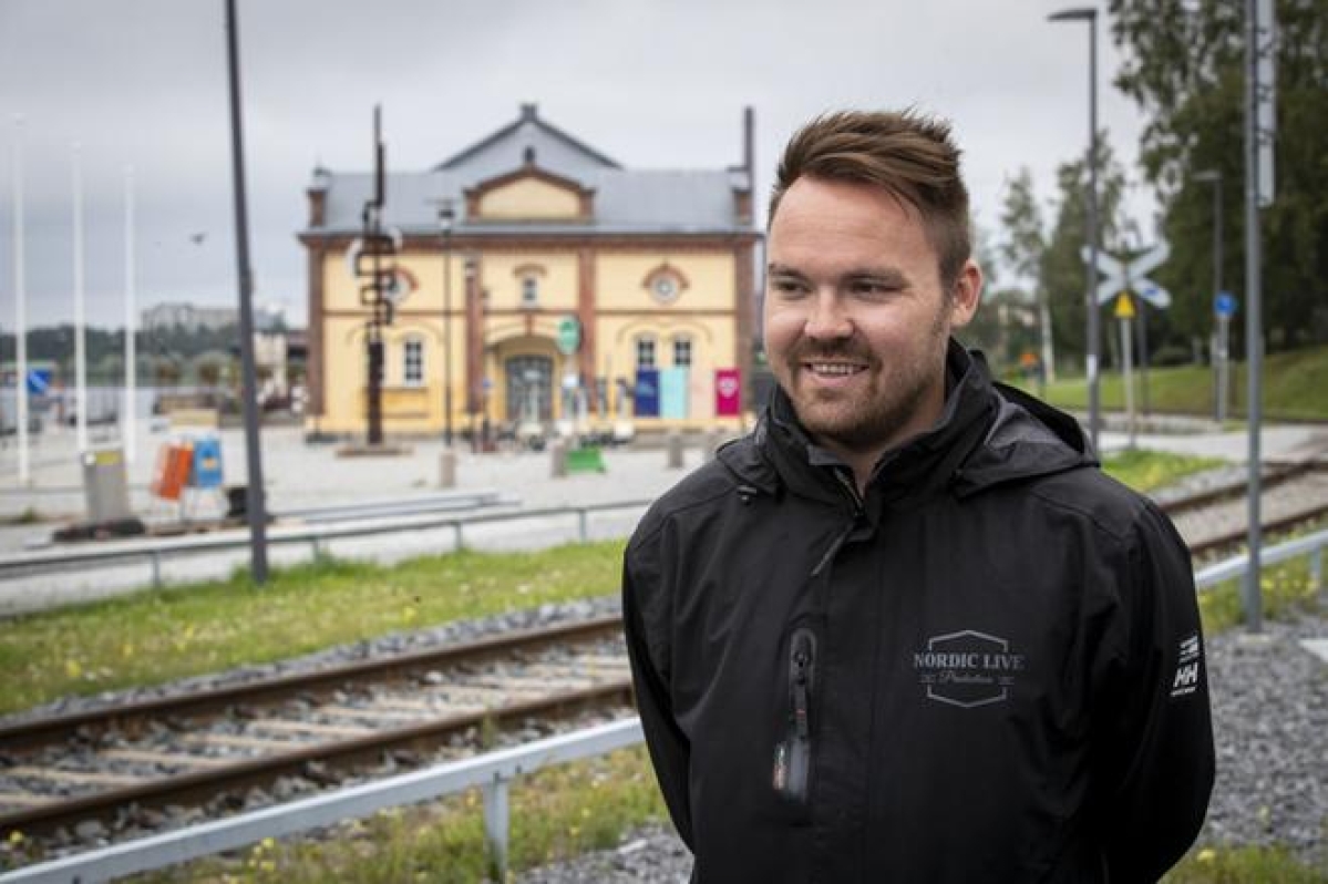 Promoottori Tommi Mäki odottaa Seinäjoen stadionille noin 6000-8000 päiväkävijää.