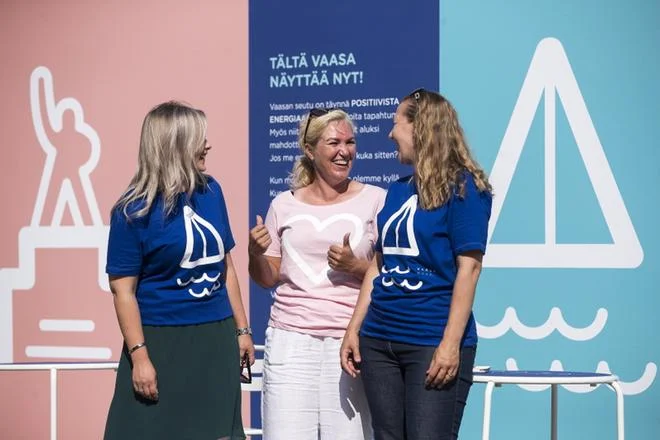 Mari Katteluksen (kesk.) mukaan Vaasan seutua markkinoidaan kansainvälisenä alueena. ARKISTOKUVA
