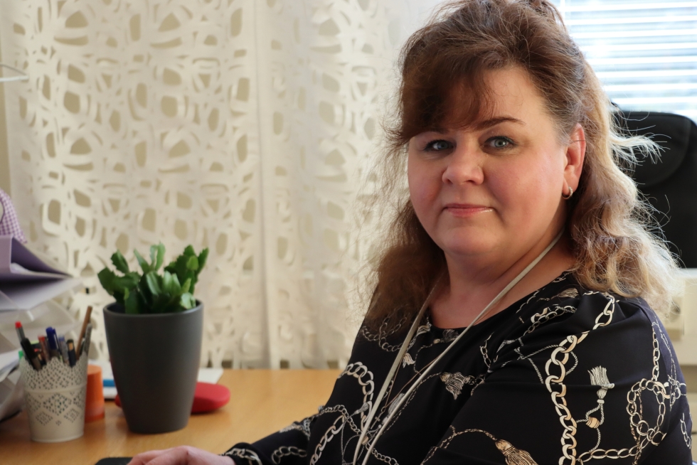 Olga Kuznetsova työskentelee  venäläisten ja ukrainalaisten opiskelijoiden ohjaajana Järviseudun ammatti-instituutissa. - Sillä, mistä maasta opiskelijat ovat kotoisin, ei ole merkitystä. Keskitymme opiskeluun.