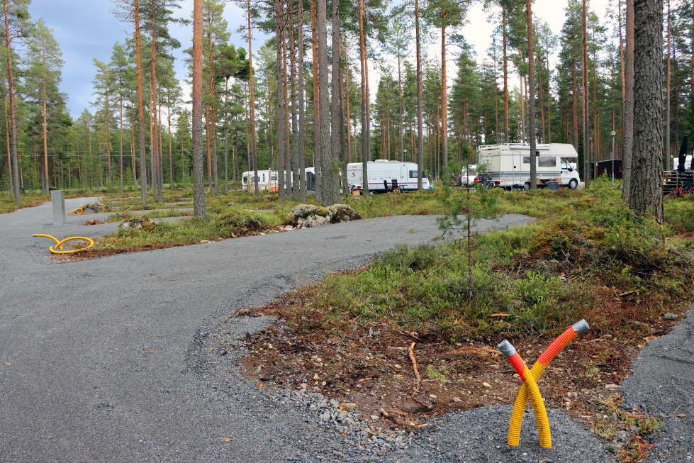 Kurikan kaupunki on laajentanut Säläsjärven Camping Jurvan vuokraamaa leirintäaluetta kahdeksalla uudella vaunupaikalla. Vielä viime viikolla paikat olivat vielä tyhjillään, mutta ne ovat jo vuokrattavissa. 