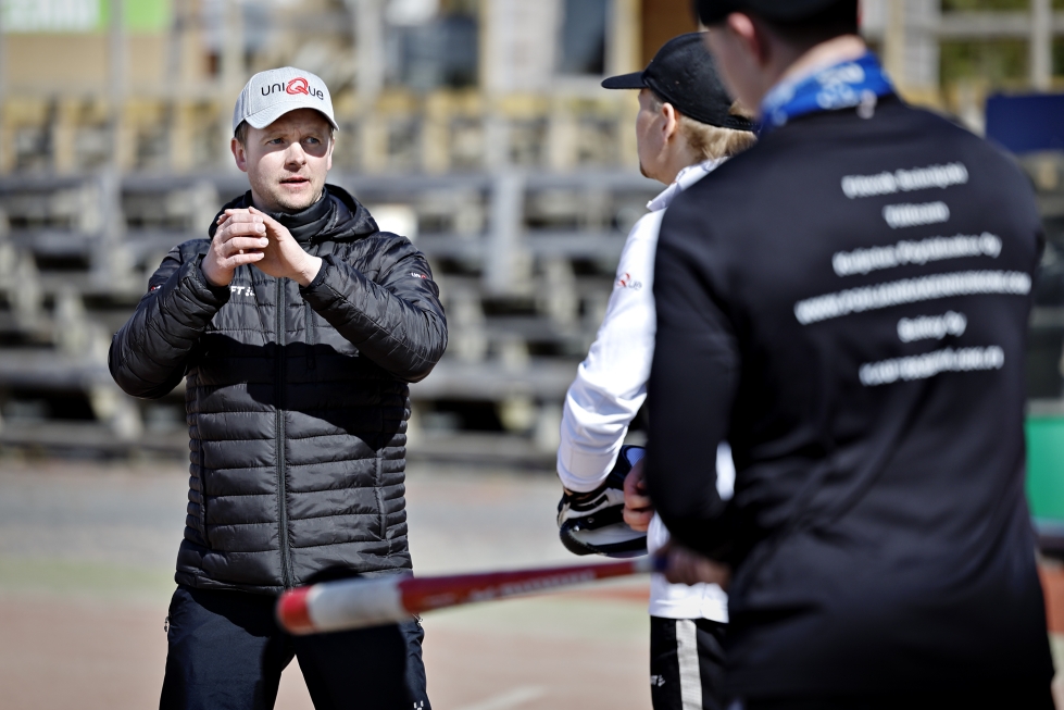 Pelinjohtaja Jussi Parvi antaa pelaajillekin roolia pelin kehittämisessä.