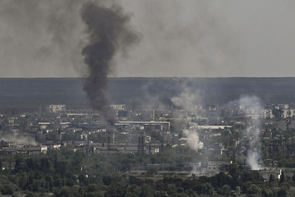 Donbassin alueella sijaitsevassa Sjeverodonetskin kaupungissa on käyty raskaita taisteluja yli kuukauden ajan. LEHTIKUVA/AFP