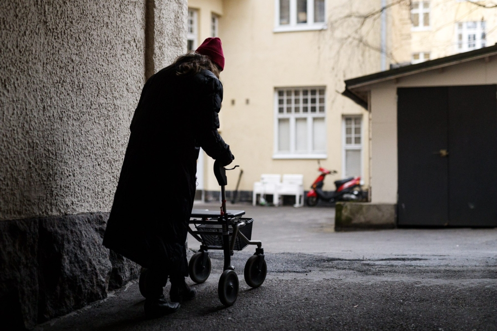 Korkeampi eläke ja omistusasunto tuovat turvaa – yksin ja vuokralla  asuminen sekä heikko terveys horjuttavat pienituloisen eläkeläisen taloutta  entisestään | Ilkka-Pohjalainen