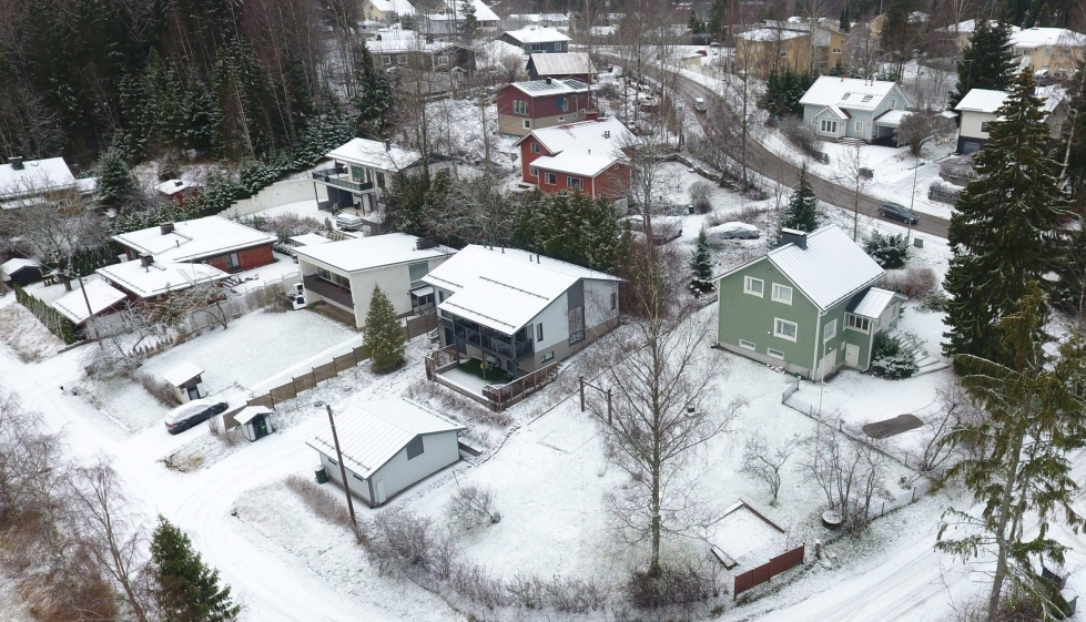 Suomen kuntien päästöistä 83 prosenttia syntyy kotitalouksien kulutuksesta, kertoo Suomen ympäristökeskus. LEHTIKUVA / Heikki Saukkomaa