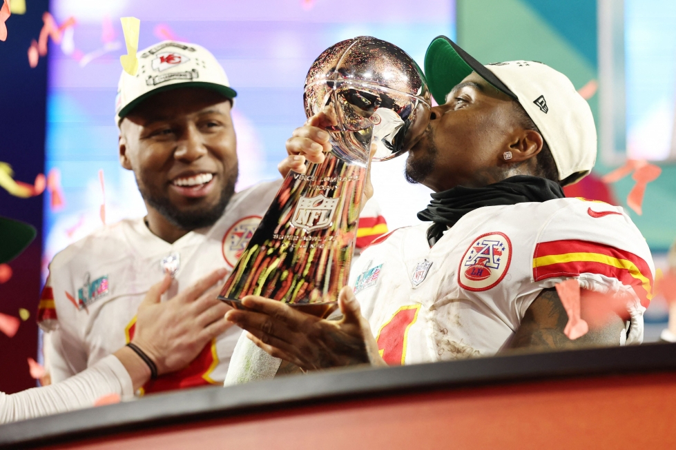 Kansas City Chiefs juhlii suerahistoriansa kolmatta Super Bowlin voittoa. LEHTIKUVA/AFP