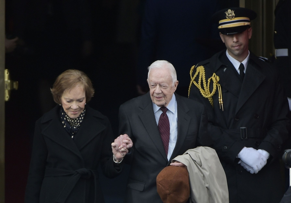 Jimmy Carter toimi Yhdysvaltain presidenttinä vuodet 1977–1981. Kuvassa hän osallistuu vaimonsa Rosalynn Carterin kanssa Donald Trumpin virkaanastujaisiin vuonna 2017. LEHTIKUVA/AFP