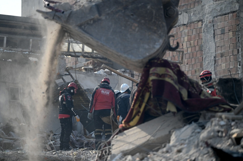 Turkissa ja Syyriassa on kuollut yhteensä kymmeniätuhansia ihmisiä maanjäristyksen vuoksi. LEHTIKUVA/AFP