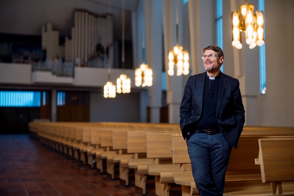 Seinäjoen seurakunnan kirkkoherra Jukka Salo jää eläkkeelle maaliskuun alussa. Salo on työskennellyt pappina neljä vuosikymmentä.   
