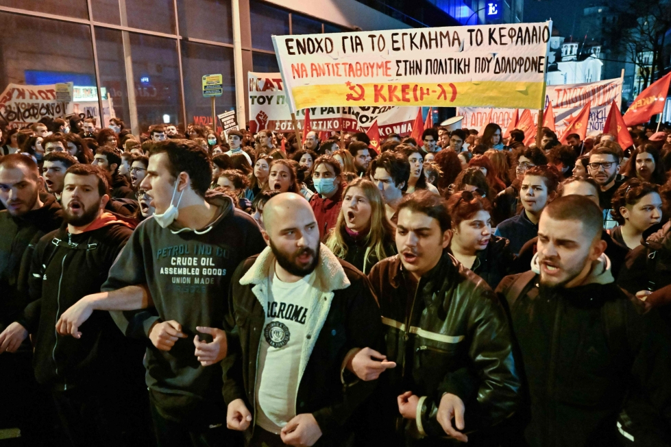 Kreikassa on järjestetty junaonnettomuuden vuoksi on useita mielenosoituksia, joissa maan hallitusta on syytetty huolimattomuudesta siinä, miten se on valvonut rautatieverkostoa. LEHTIKUVA/AFP