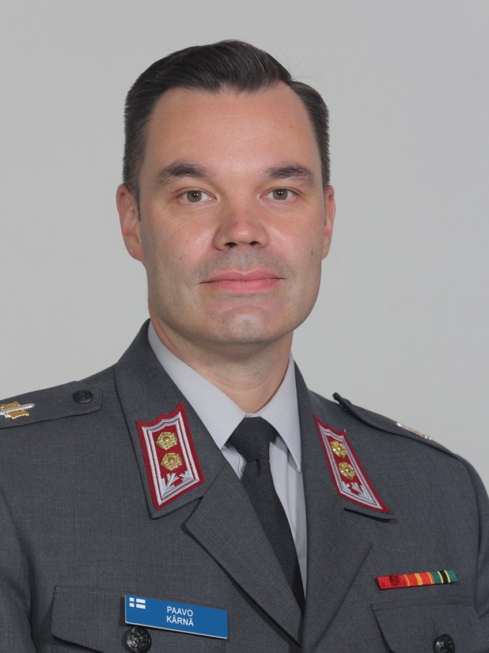 Everstiluutnantti, Pohjanmaan 
jääkäripataljoonan komentaja Paavo Kärnä