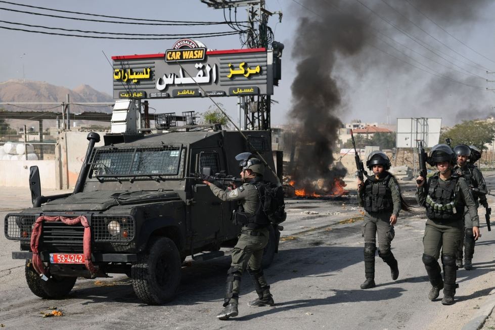 Israelin joukot ottivat yhteen palestiinalaisten kanssa myös keskiviikkona Länsirannalla Jerikon kaupungissa. LEHTIKUVA/AFP