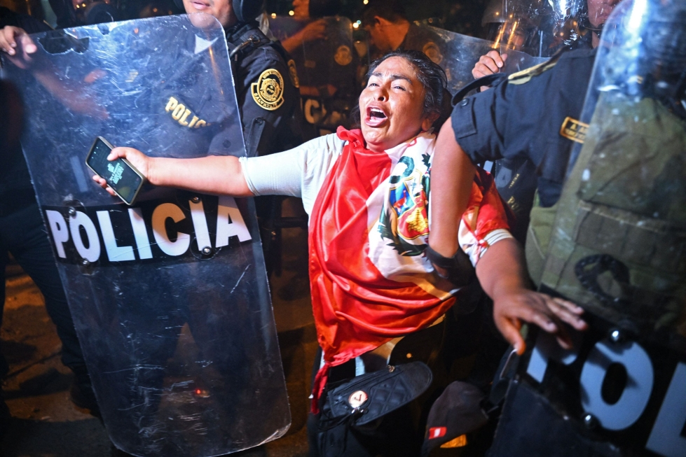 Castillon syökseminen vallasta käynnisti laajan protestiliikkeen ex-presidentin kannattajien keskuudessa varsinkin Perun maaseudulla. LEHTIKUVA / AFP