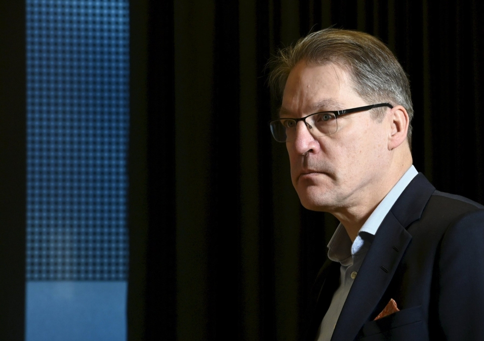 Kaatuneen SVB:n riskipolitiikka oli poikkeuksellinen, sanoo työeläkevakuuttaja Varman toimitusjohtaja Risto Murto. LEHTIKUVA / HEIKKI SAUKKOMAA
