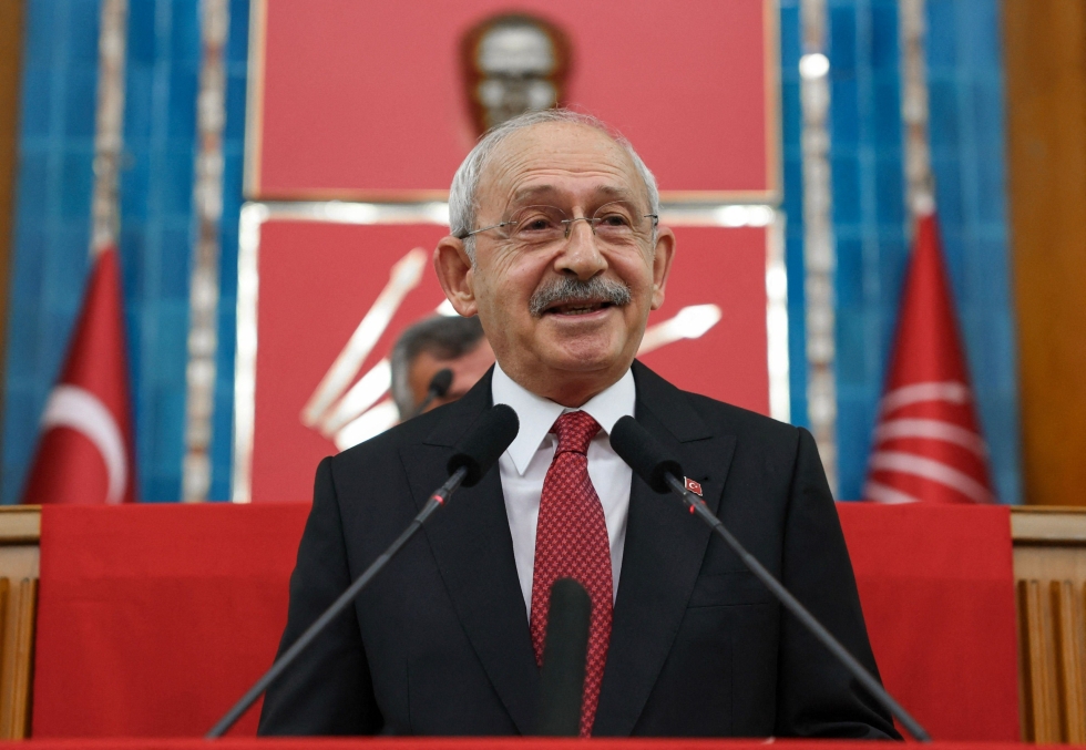 Turkin tärkeimmän oppositiopuolueen CHP:n puheenjohtajan Kemal Kilicdaroglun ehdokkuudesta ilmoitettiin virallisesti maanantaina. LEHTIKUVA/AFP