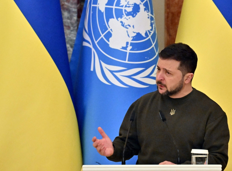 Ukrainan presidentti Volodymyr Zelenskyi sanoo, että länsiliittolaisilta saatavat nykyaikaiset hävittäjät olisivat sodan kannalta ratkaisevan tärkeitä. LEHTIKUVA/AFP