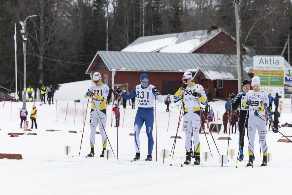 Petteri Mattila, Toni Ketelä, Alexander Ståhlberg ja Topias Vuorela starttasivat eturivistä.
