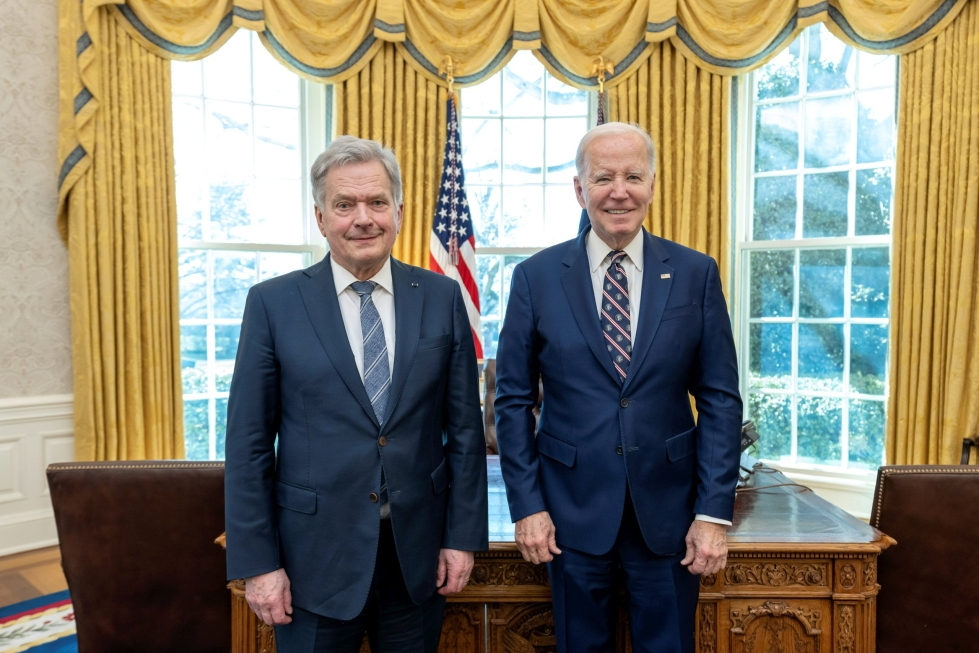 Presidentit Niinistö ja Biden torstaina Valkoisessa talossa. LEHTIKUVA / HANDOUT / CAMERON SMITH