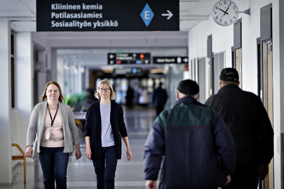Elina Puputti ja Marjo-Riitta Kujala toimivat potilasasiamiehinä Etelä-Pohjanmaan hyvinvointialueella. Heidän työalueenaan on koko hyvinvointialueen julkinen terveydenhuolto.