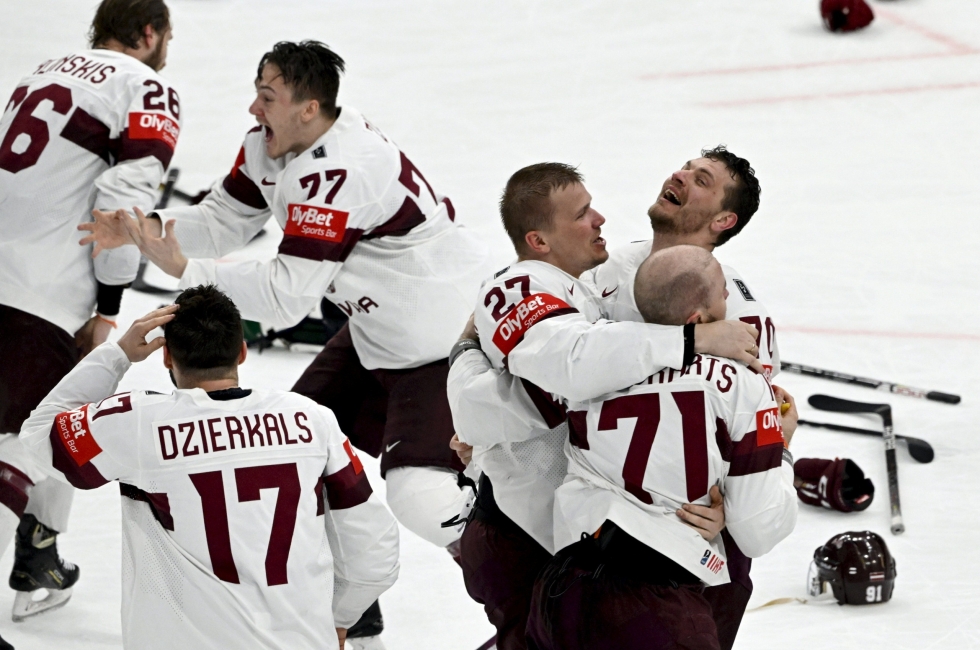 Latvia voitti Tampereella pronssiottelussa Yhdysvallat jatkoajalla 4–3. LEHTIKUVA / Jussi Nukari