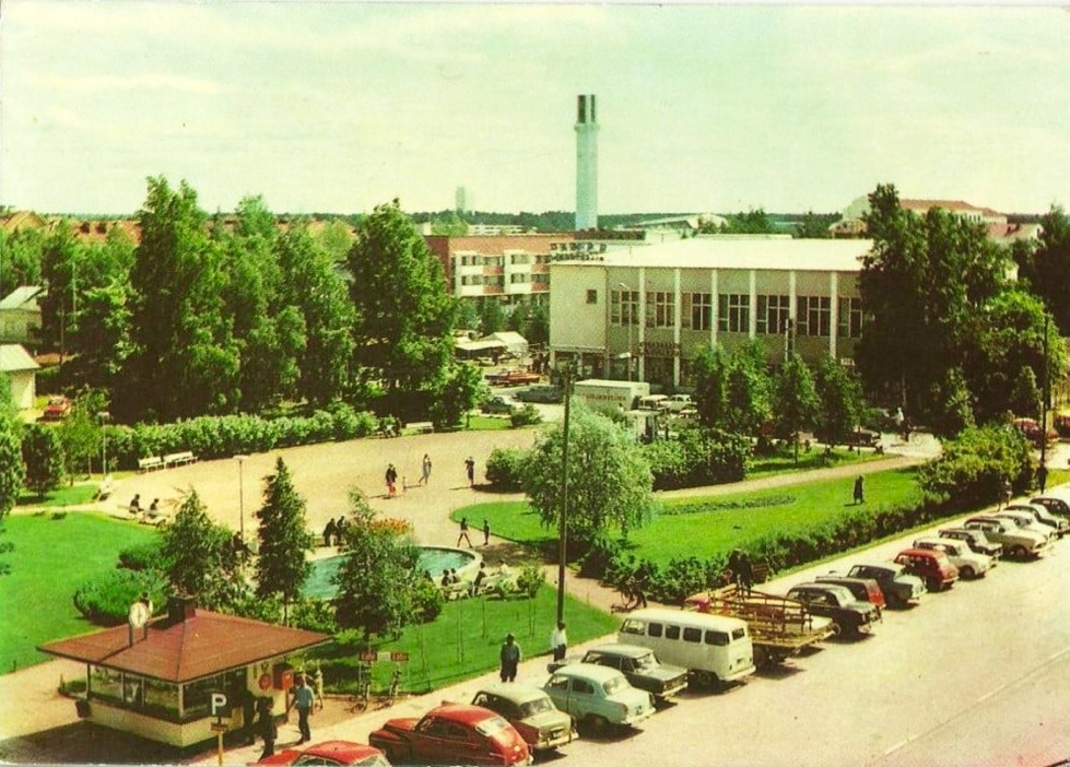 Inva-kioski ja Keskuspuisto ikuistettiin vuonna 1967 ilmestyneeseen postikorttiin.