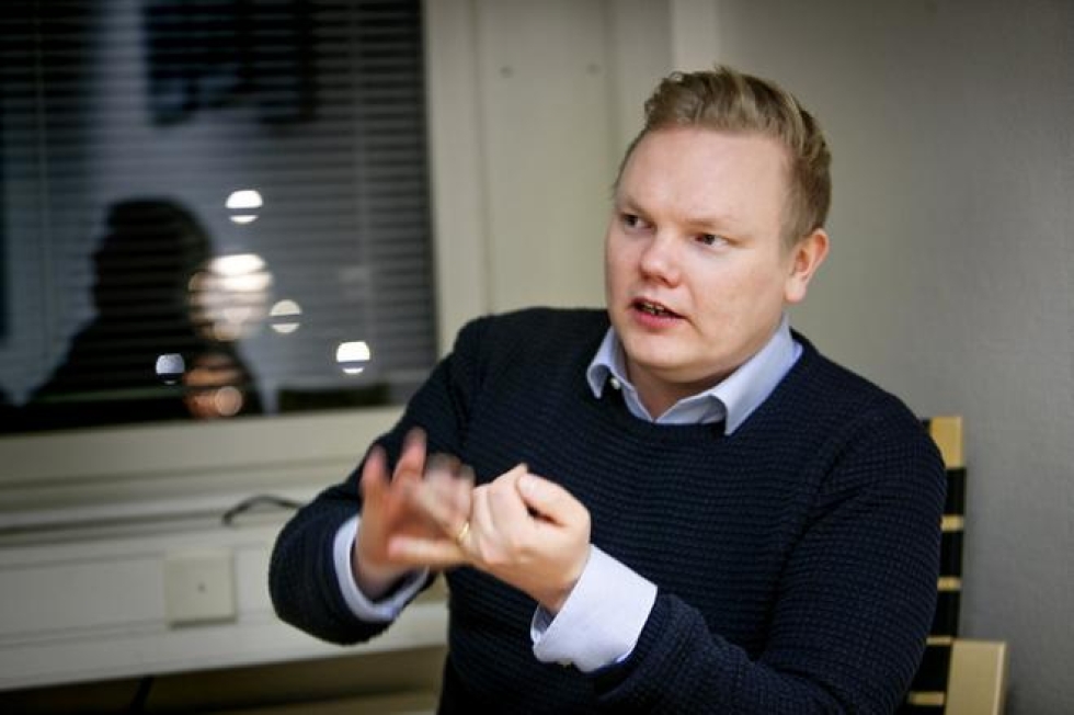 Maa- ja metsätalousministeri Antti Kurvinen (kesk.) kertoo Facebookissa kannattavansa Suomen Nato-jäsenhakemuksen lähettämistä. Arkistokuva.