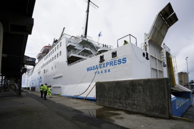 Wasaline sai koronan takia elvytysrahaa eniten Pohjanmaalla –  Liikennevelvoite pakottaa laivan liikkeelle, vaikka matkustajia ei ole |  Ilkka-Pohjalainen