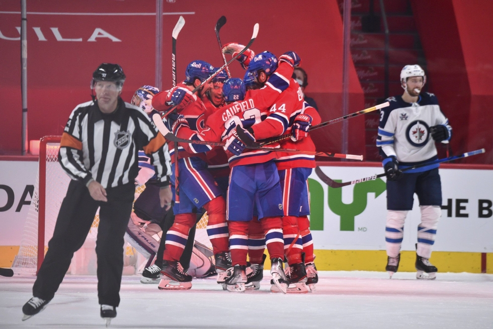 Montreal Canadiens pudotti Winnipeg Jetsin jatkosta voittamalla ottelusarjan 4–0. Viimeisessä ottelussa Montreal kaatoi Winnipegin 3–2 jatkoajalle venyneessä tasaisessa kamppailussa. LEHTIKUVA/AFP