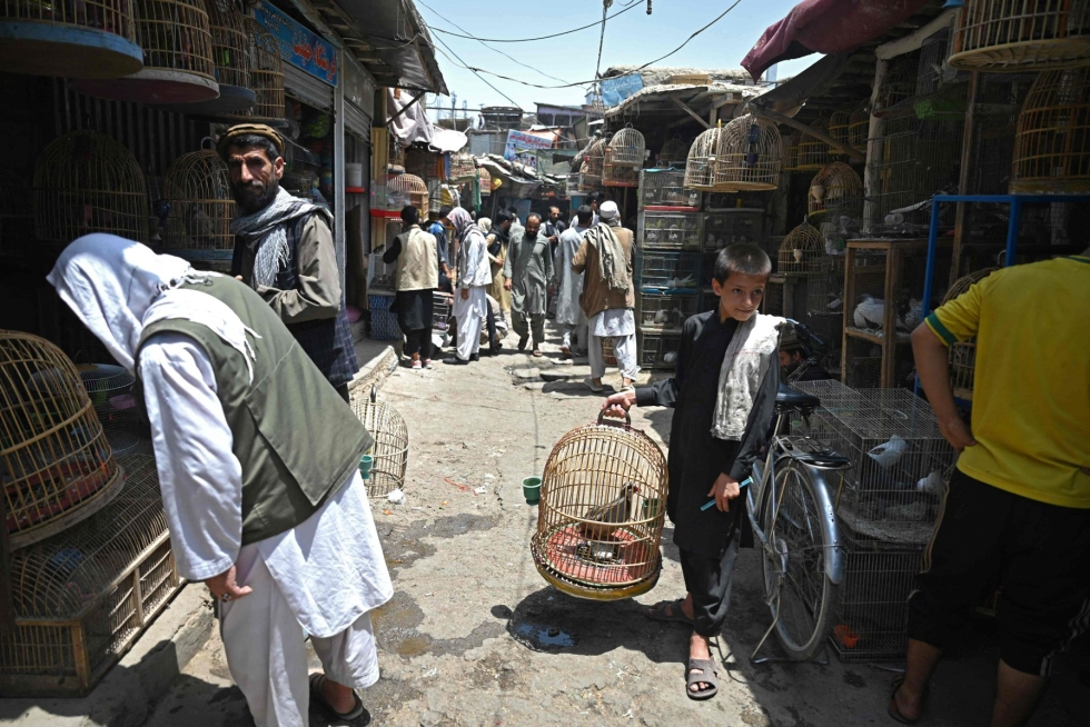 Afganistanin turvallisuustilanteeseen vaikuttaa äärijärjestö Talebanin vahvistuminen kansainvälisten joukkojen vetäydyttyä maasta. Kuva Kabulin lintutorilta. LEHTIKUVA/AFP. 
