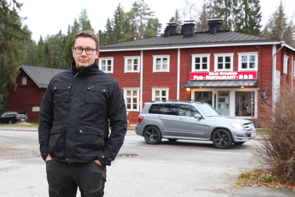 Mika Määttäsen mielestä matkailu on parantanut Kolin kylän palveluja.