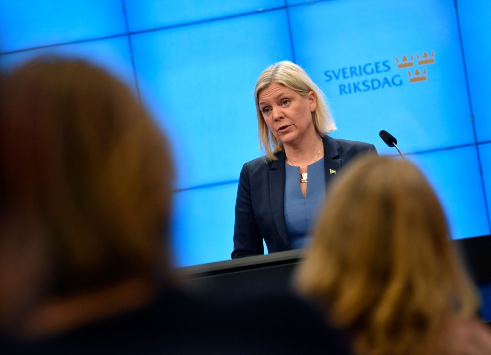 Magdalena Andersson valittiin Ruotsin pääministeriksi viime keskiviikkona pienimmällä mahdollisella marginaalilla. Hän erosi tehtävästä vain seitsemän ja puoli tuntia myöhemmin.  LEHTIKUVA / AFP