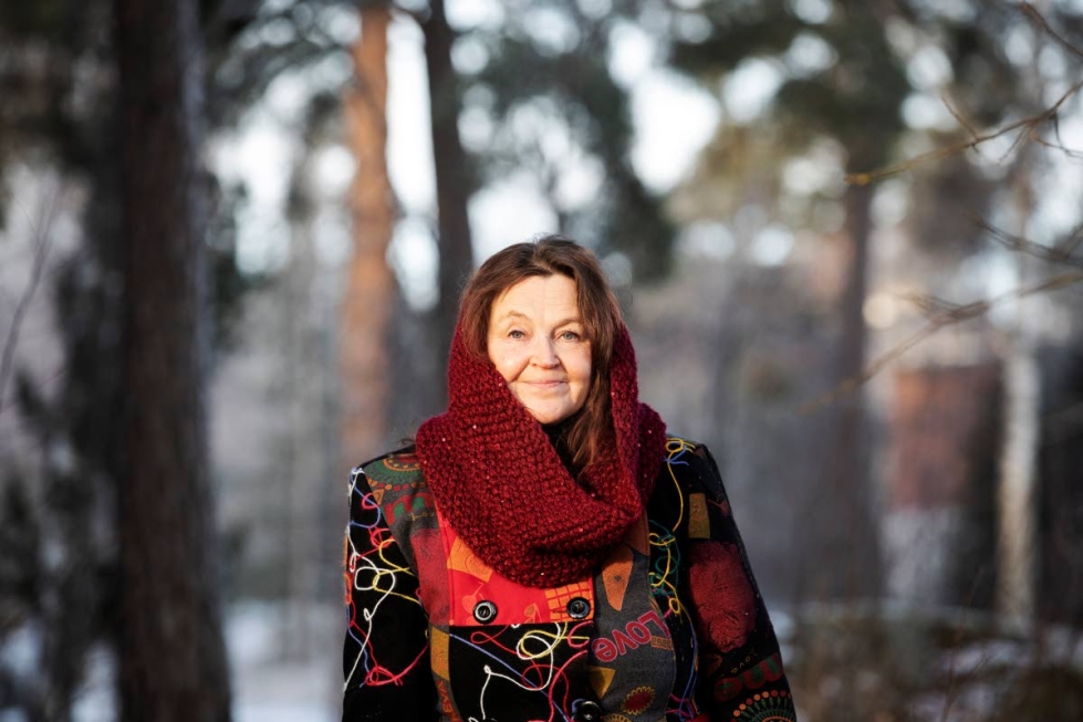 Joululaulut ovat runoilija, kirjailija Anna-Mari Kaskiselle tärkeä perinne. Hän on tehnyt paljon myös sanoituksia. Tämän vuoden Kauneimmat joululaulut -vihkosessa on kolme hänen sanoitustaan.
