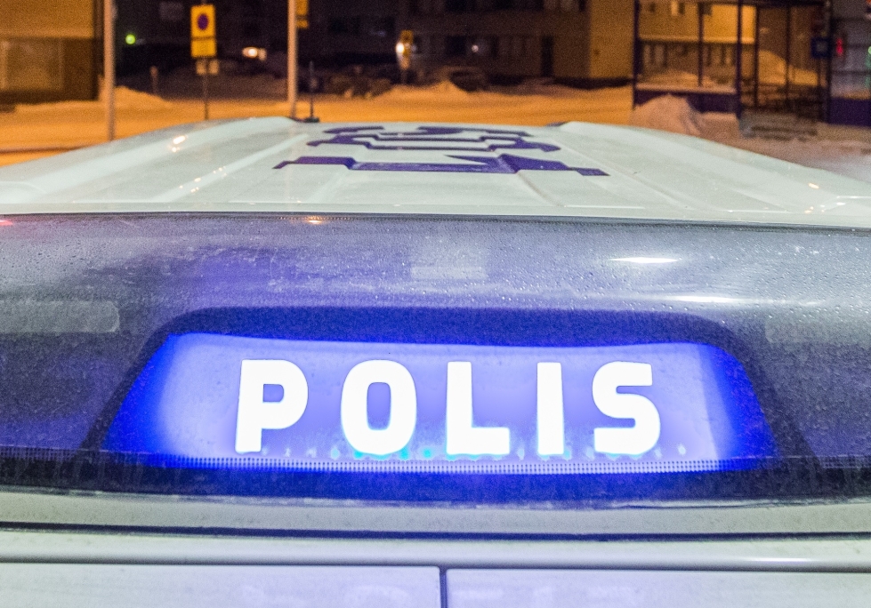 Sonkajärveläistä miestä kiinniottamassa oli lopulta poliiseja Kuopiosta asti, koska paikalle hälytettiin paljon poliiseja koko maakunnasta. Aihekuva.