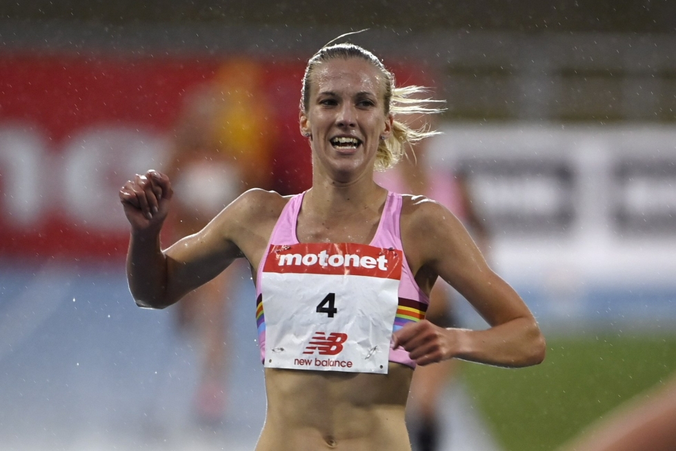 Camilla Richardsson naisten 3000 metrin juoksussa yleisurheilun GP-sarjan viimeisessä osakilpailussa Lahdessa 19. elokuuta 2021. LEHTIKUVA / MARKKU ULANDER