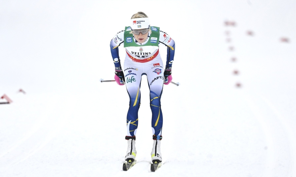 Ruotsin Frida Karlsson (kuvassa) uhkaa pidemmillä matkoilla jopa Norjan Therese Johaugin asemaa. LEHTIKUVA / Heikki Saukkomaa