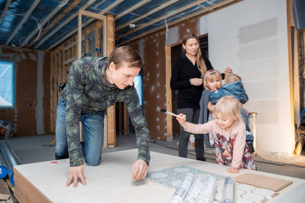Tanskasten uusi koti valmistuu kevään aikana Niittylahteen. Pintamateriaaleja on valittu jo paljon, ja kohta alkaa niiden asentaminen.