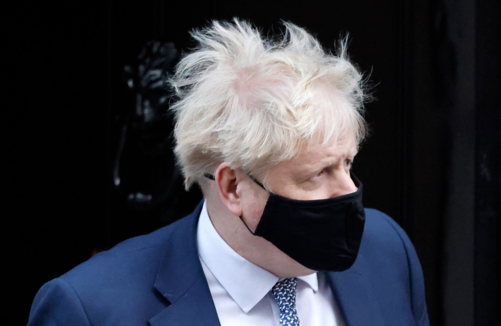 Britanniassa pääministeri Boris Johnson on pyytänyt anteeksi osallistumistaan koronasulkua rikkoneisiin juhliin. LEHTIKUVA/AFP