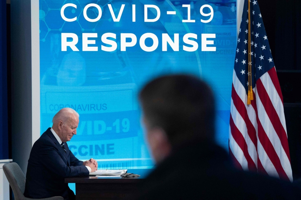 Ilmaiset kotitestit ovat New York Timesin mukaan yksi presidentti Joe Bidenin hallinnon keinoista yrittää hillitä koronaviruksen omikronmuunnoksen leviämistä maassa. Lehtikuva/AFP