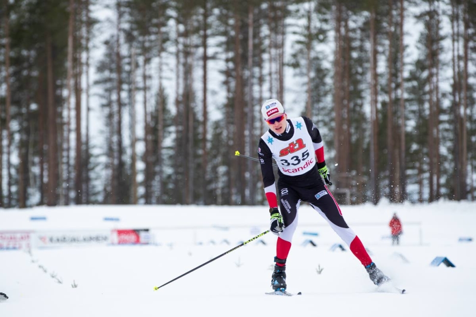 Perttu Reponen tavoittelee edelleen paikkaa Pekingin olympiajoukkueeseen. Reponen kuvattuna nuorten SM-hiihdoissa helmikuussa 2020. 