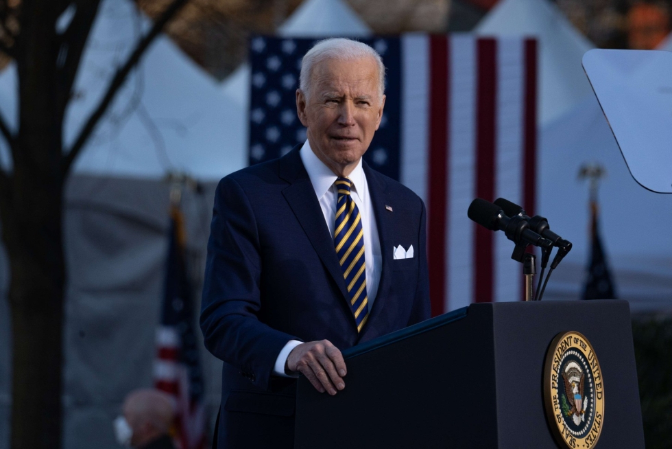 Luottamus presidentti Joe Bidenin työhön laski myös demokraateiksi tunnustautuvien yhdysvaltalaisten keskuudessa. LEHTIKUVA / AFP
