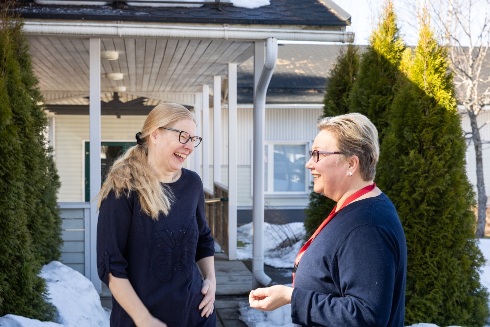 Olympiavoittaja Marjo Matikainen-Kallström ja liikkeenjohdon konsultti Päivi Korhonen esittelivät majataloaan viime keväänä. 