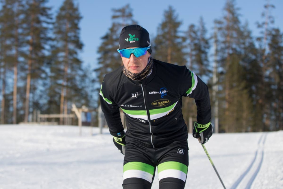 Kari Varis kuvaa hiihtokauttaan kohtuullisen hyväksi. Arkistokuva.